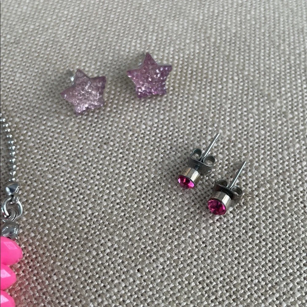 Claire’s Pink Beaded Tassel Necklace and Earrings Set